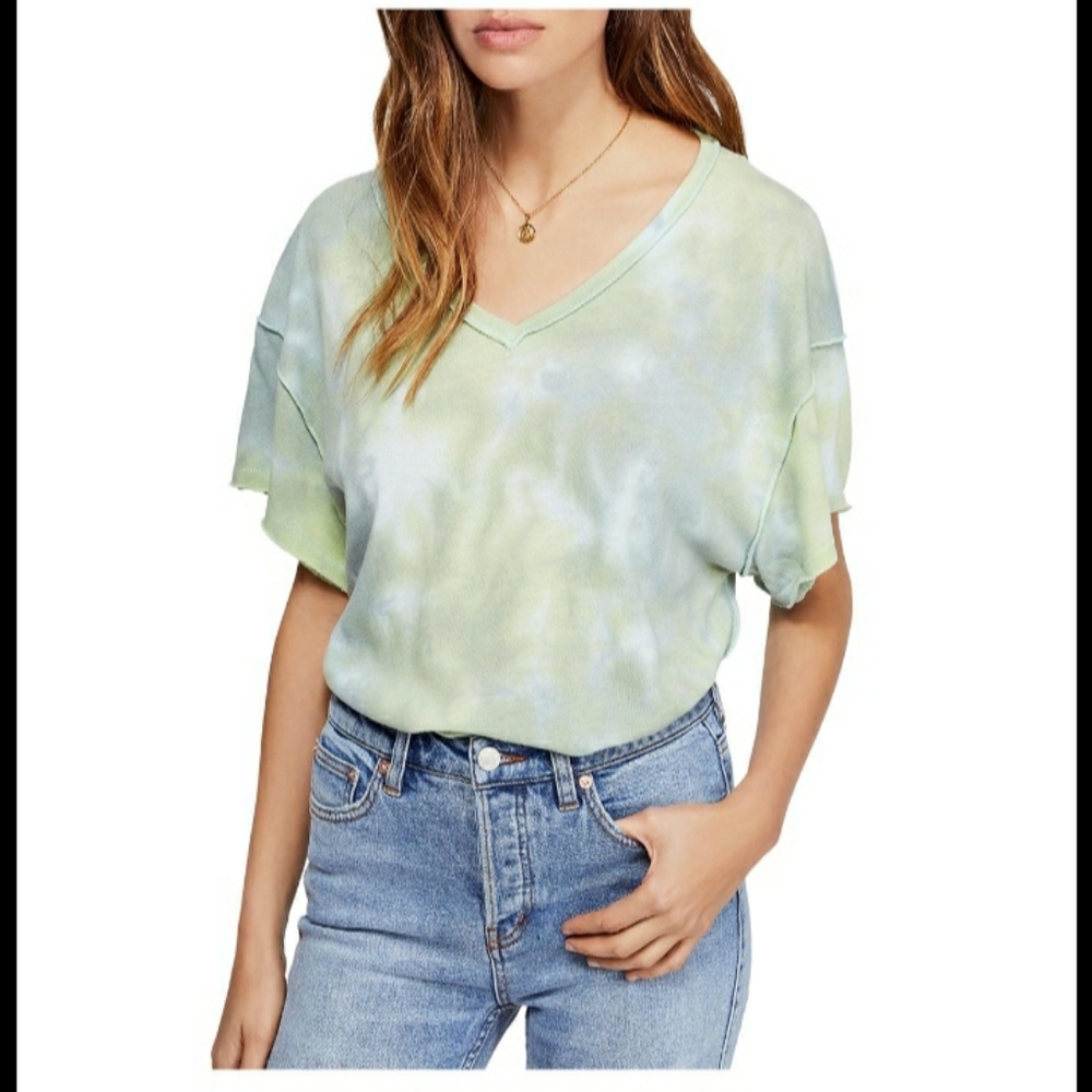 We The Free All Mine Tee V Neck Exposed Sititches Oversized Green Tie Dye Size M